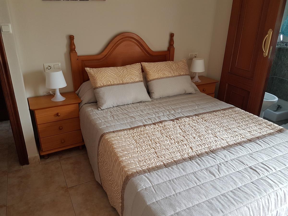 Hogar Del Puerto Hotel Комбаро Екстериор снимка